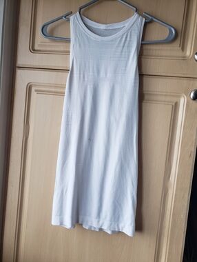 lululemon athletica White Ribbed Tank Top